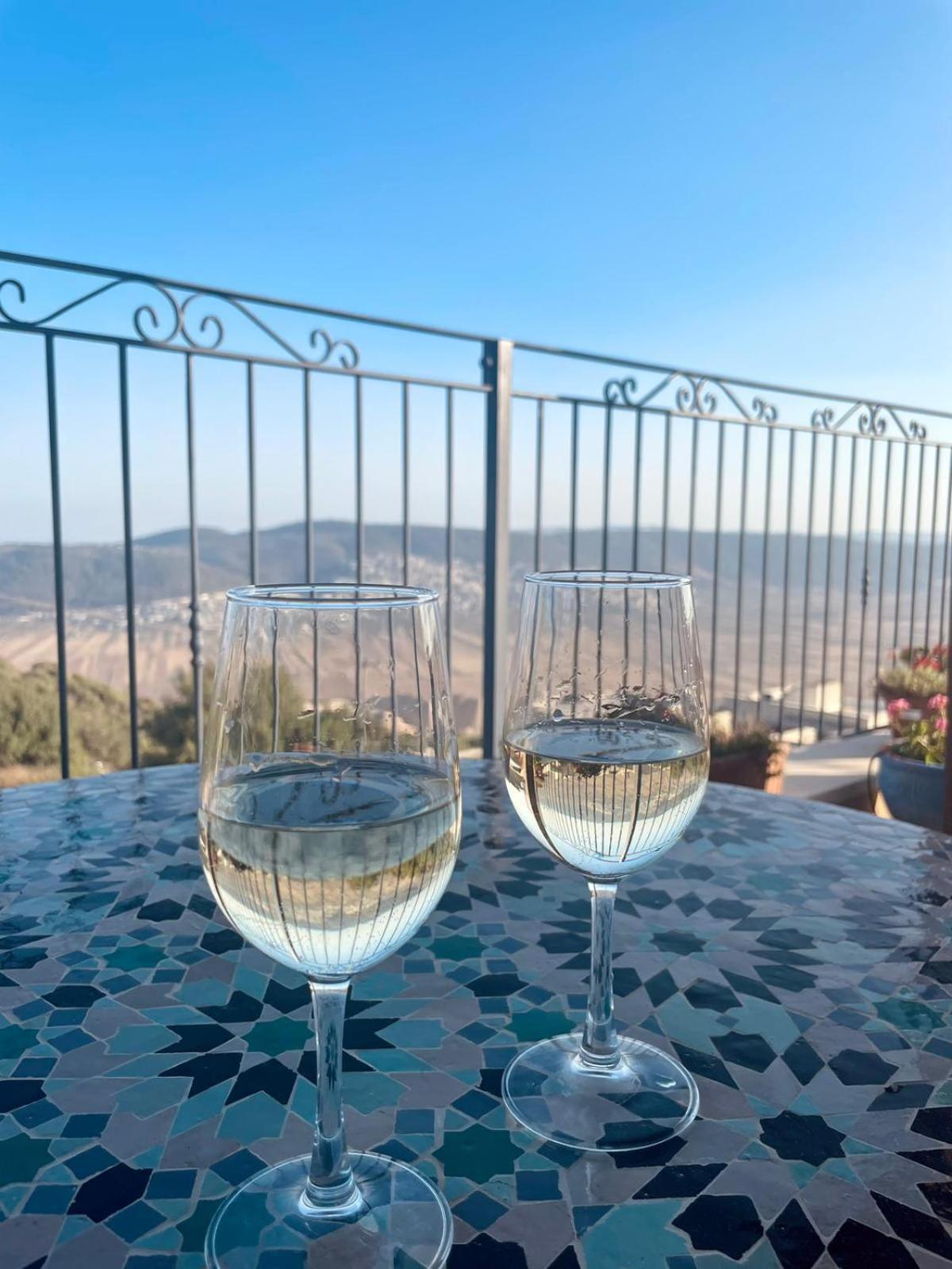 Apartment View נוף